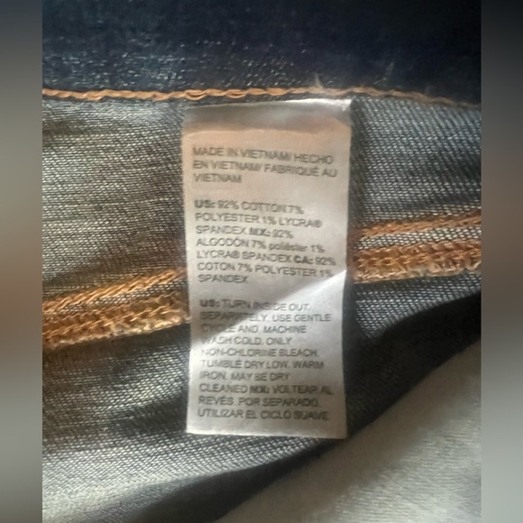 Chicos, So Slimming girlfriend slim leg crop Jean Chicos size 2 US size … - Picture 7 of 11